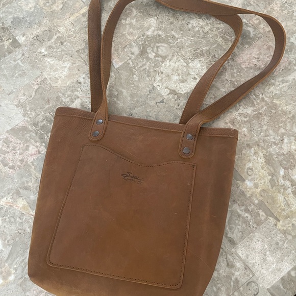 Saddleback Leather Tote Bag w/ Rare Cattle Brand - Picture 3 of 5